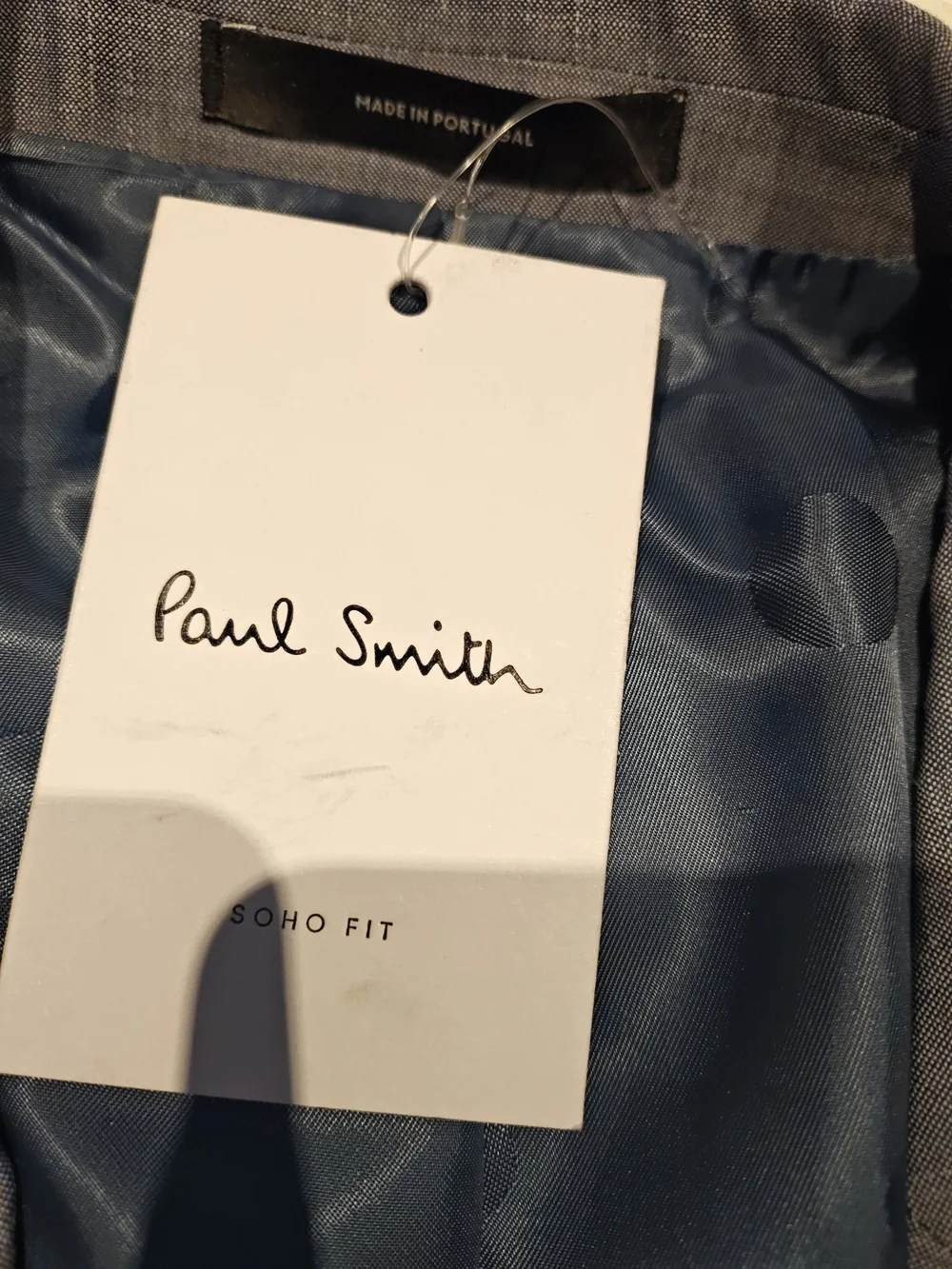 Men's Light Gray Two-Button Suit Paul Smith 46x32 R